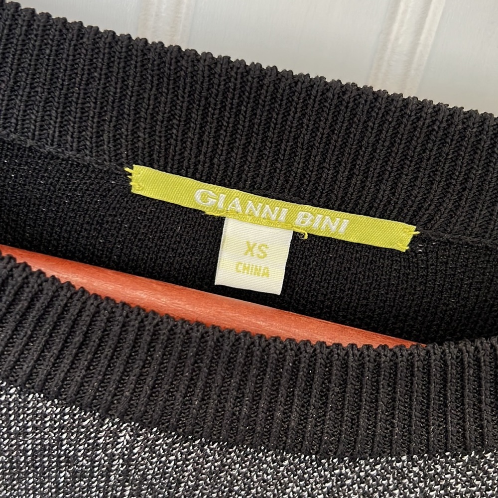 Gianni Bini Dolman Sweater - Picture 3 of 6